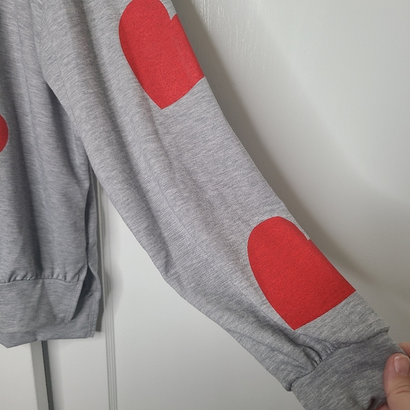 Fantasic Fawn Red Hearts Printed Sweatshirt Comfy Oversized Top - Picture 3 of 6